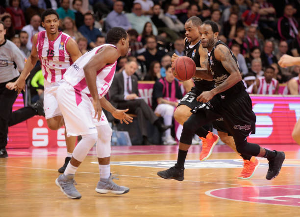 在面对赛场 在面对赛场