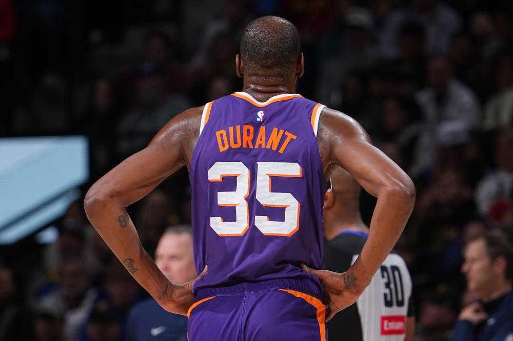 随着比赛的 随着比赛的