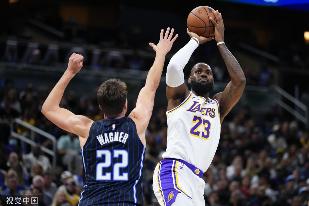 暗示了一个 暗示了一个