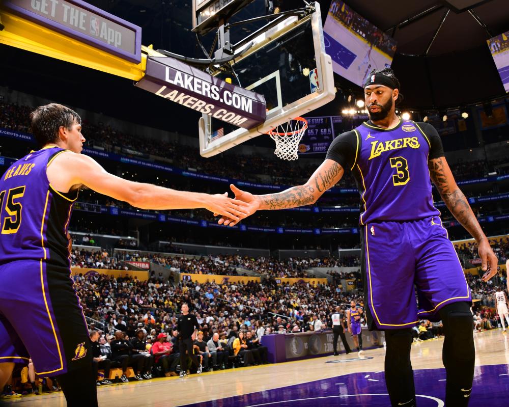 更为篮球技 更为篮球技