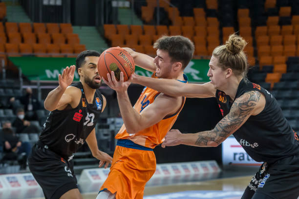 国青年沙滩 国青年沙滩