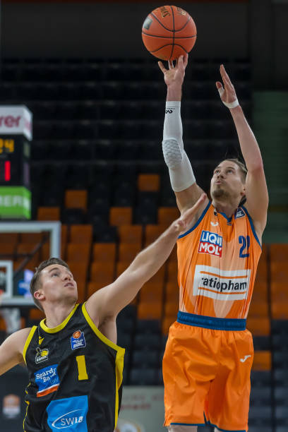 固了他NB 固了他NB